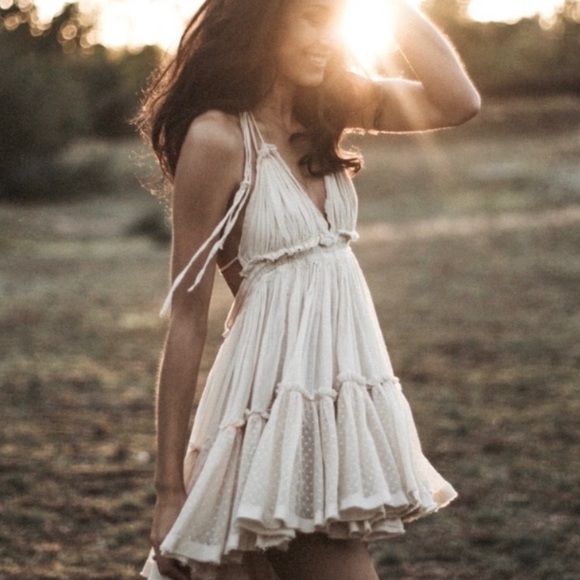 New Boho Lace Open Back Summer Beach Dress - Picture 2 of 12